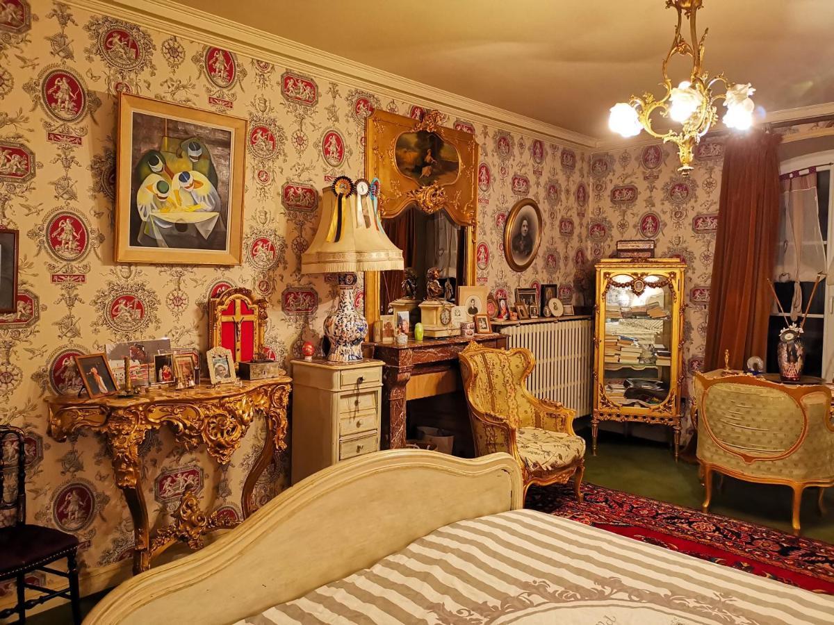 Bed and Breakfast Le Kino Panorama Vic-sur-Cère Esterno foto