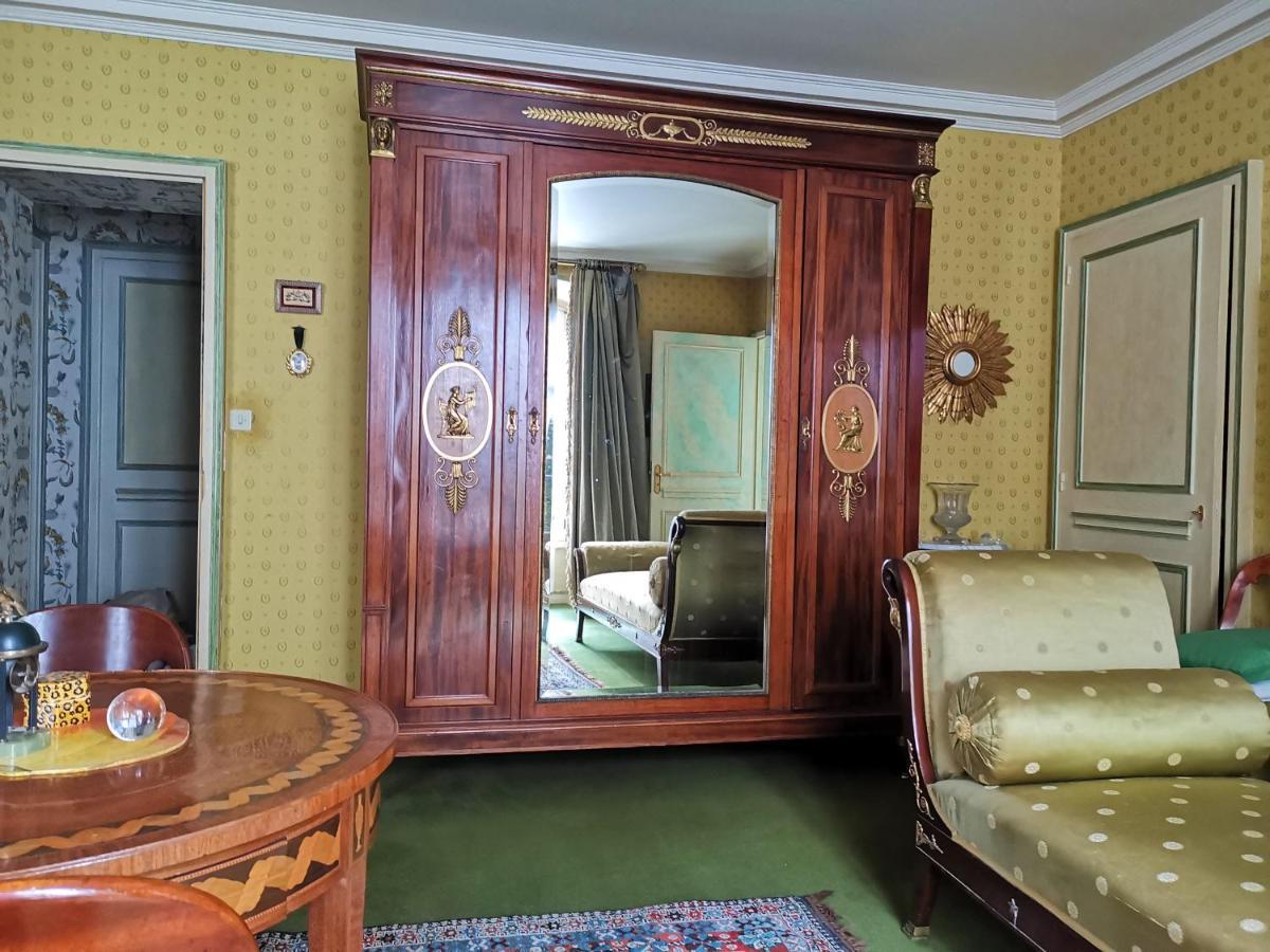Bed and Breakfast Le Kino Panorama Vic-sur-Cère Esterno foto