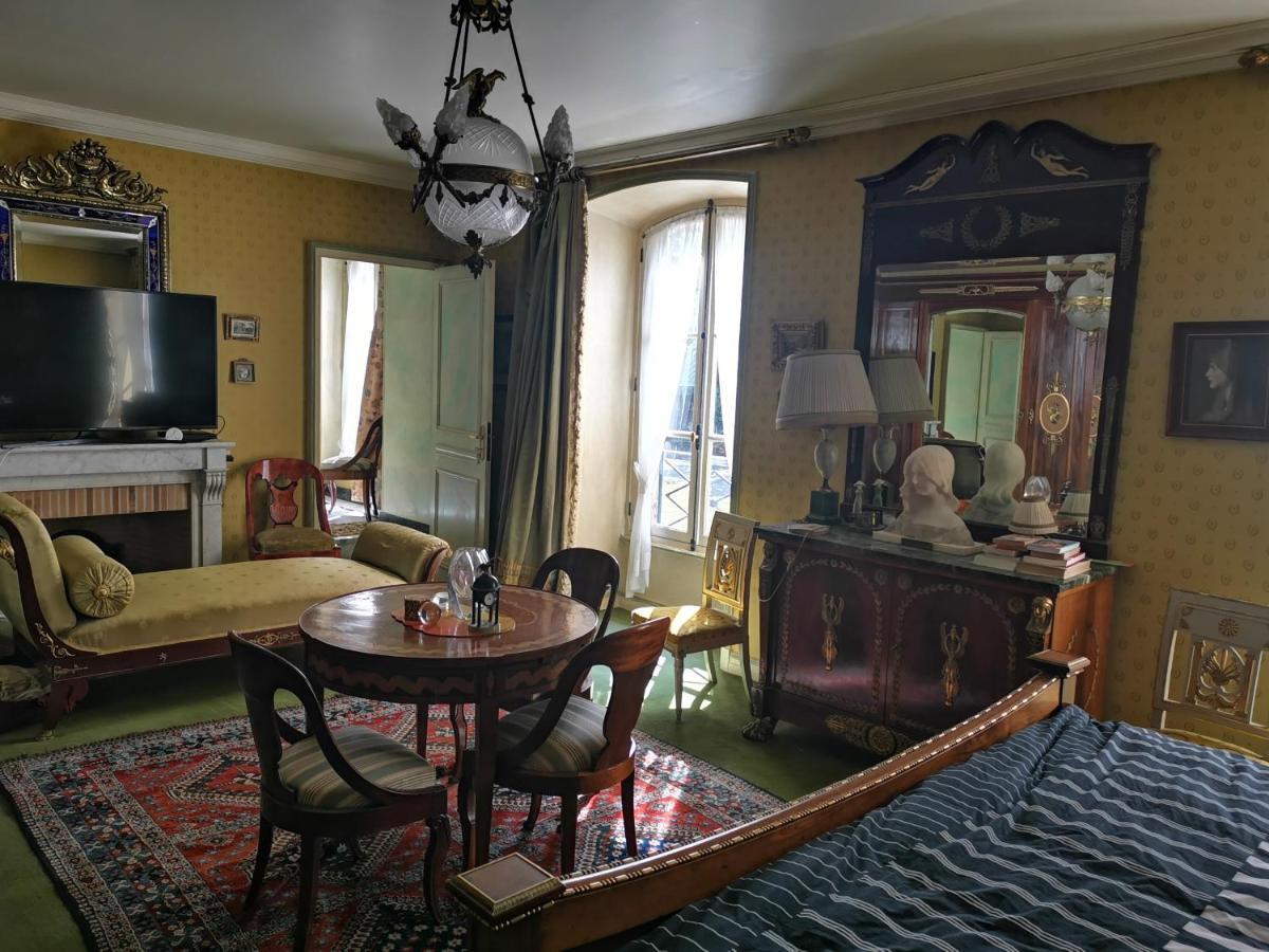 Bed and Breakfast Le Kino Panorama Vic-sur-Cère Esterno foto